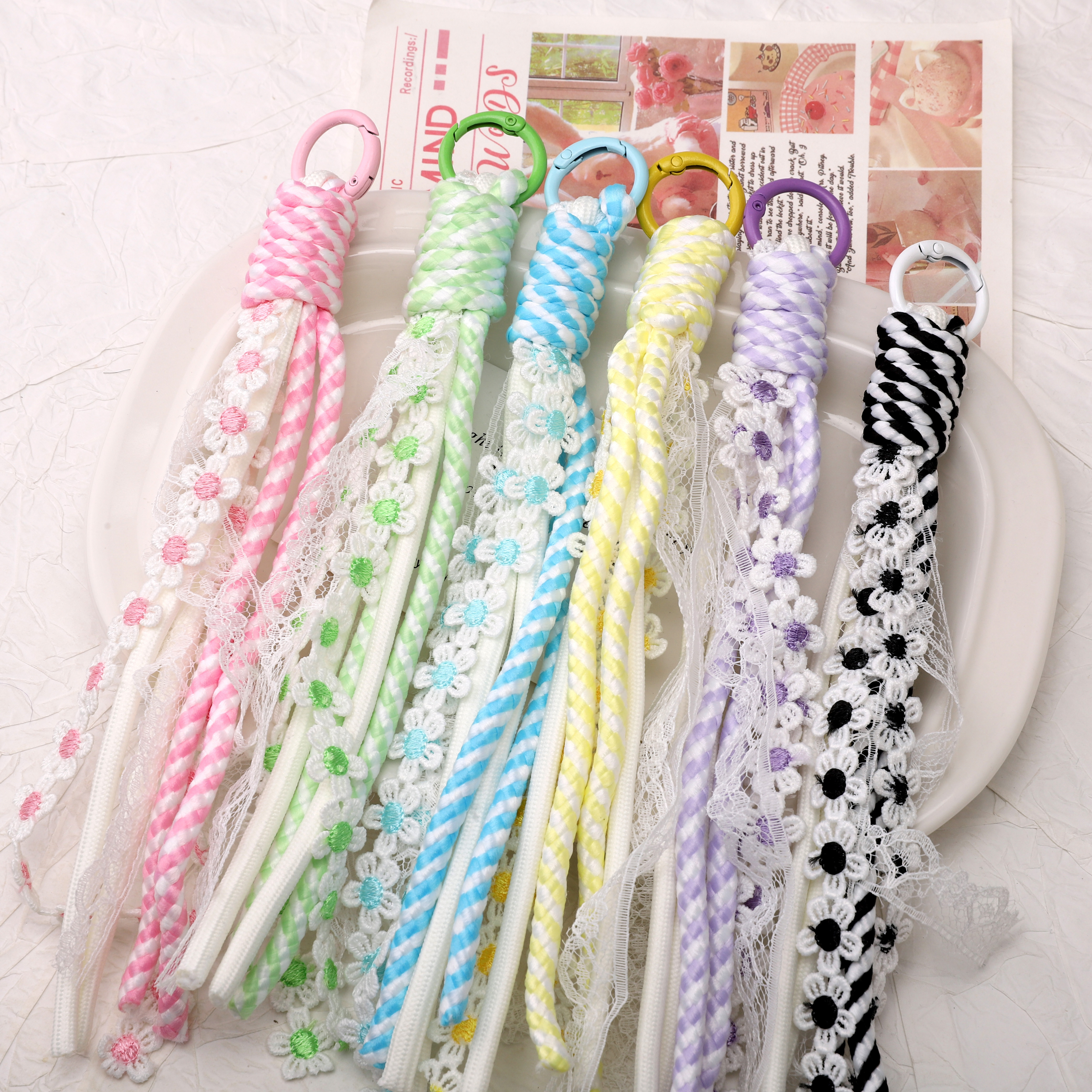 1pc Alloy Keyrings And Polyest - Phone Accessories Jewelry avis et prix